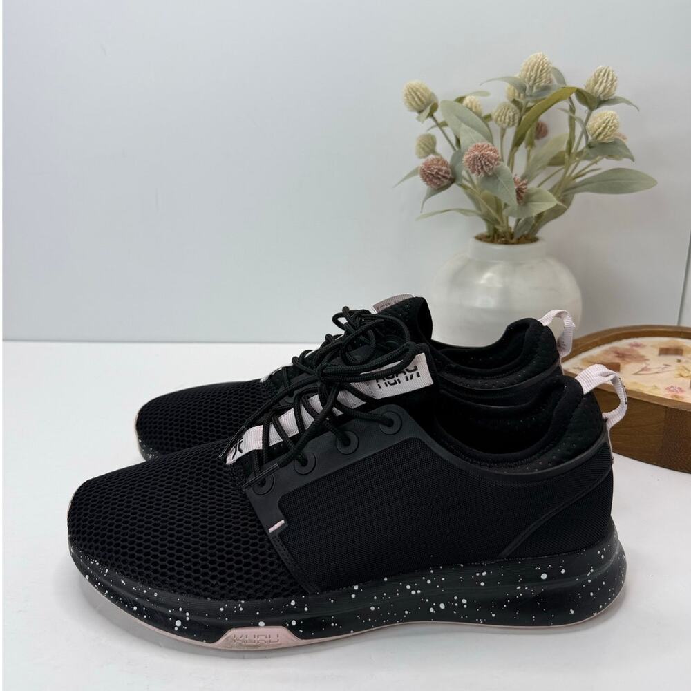 Kuru Atom Walking Comfort Sneaker Jet Black/Misty Lilac Women 10.5M